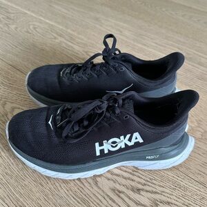 Hoka Mach 4